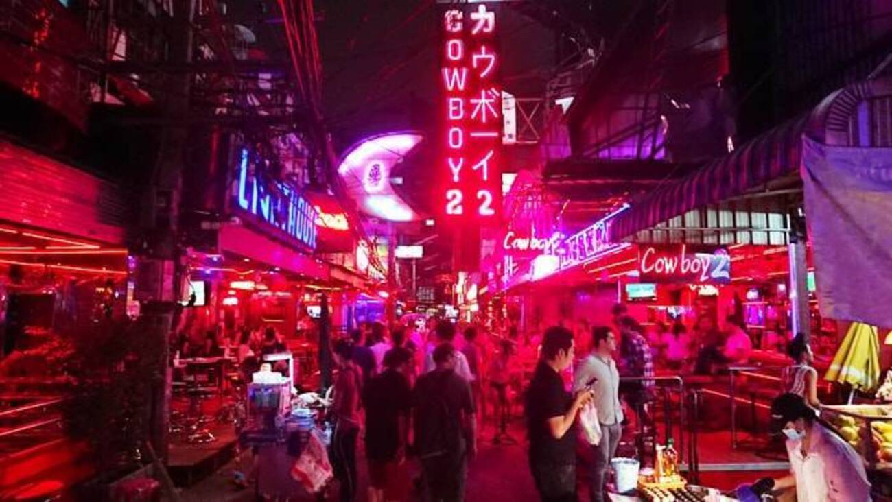 タイ・バンコクのソイカウボーイの行き方と料金と遊び方【Soi Cowboy