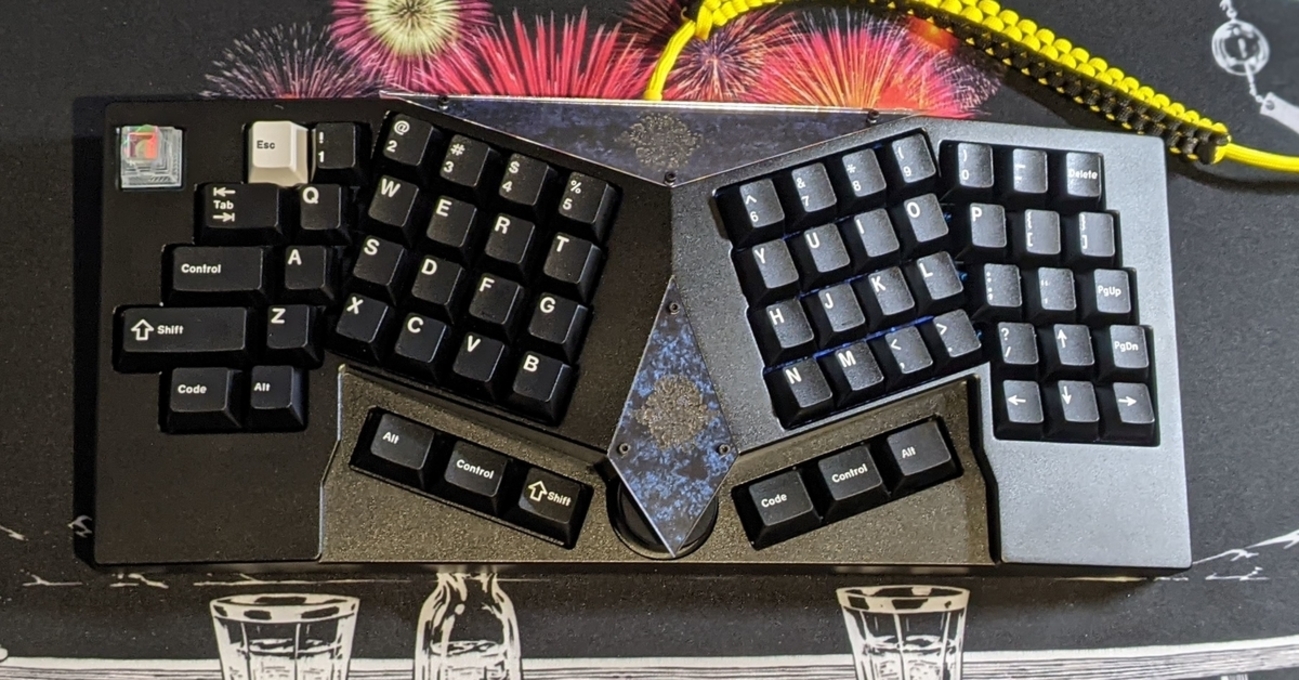 アルミ削り出しキーボードを作ってみたよ！ - 自作キーボード温泉街の 