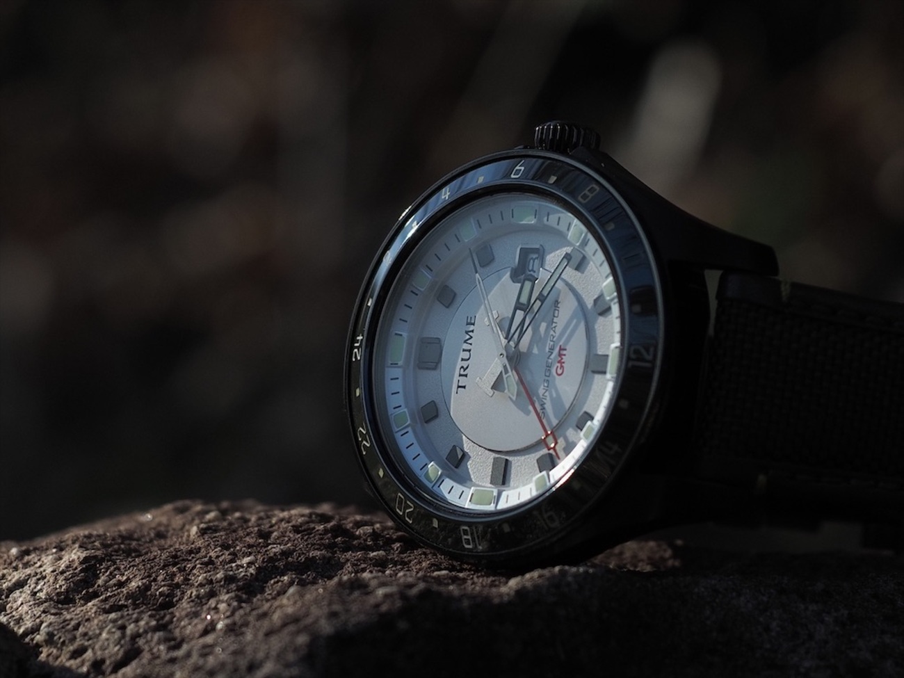 激レア　未使用品　定価23万円　SEIKO EPSON TRUME 腕時計 激レア完全未使用品定価23万円SEIKO EPSON TRUME 腕時計