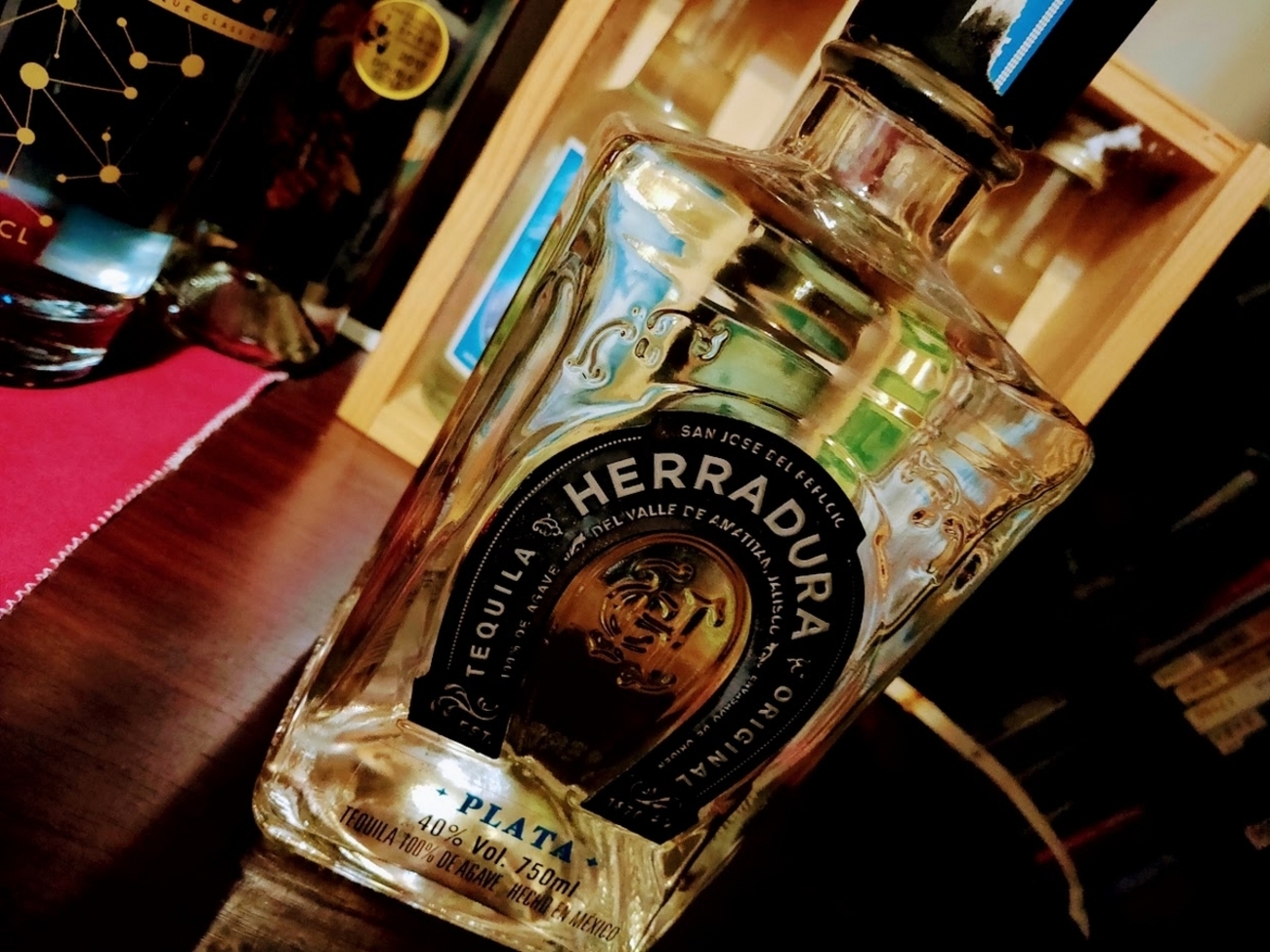 【コツナ】テキーラ　エラドゥーラシルバー【古酒】 楽天市場】エラドゥーラ シルバー テキーラ（ビール・洋酒）の通販