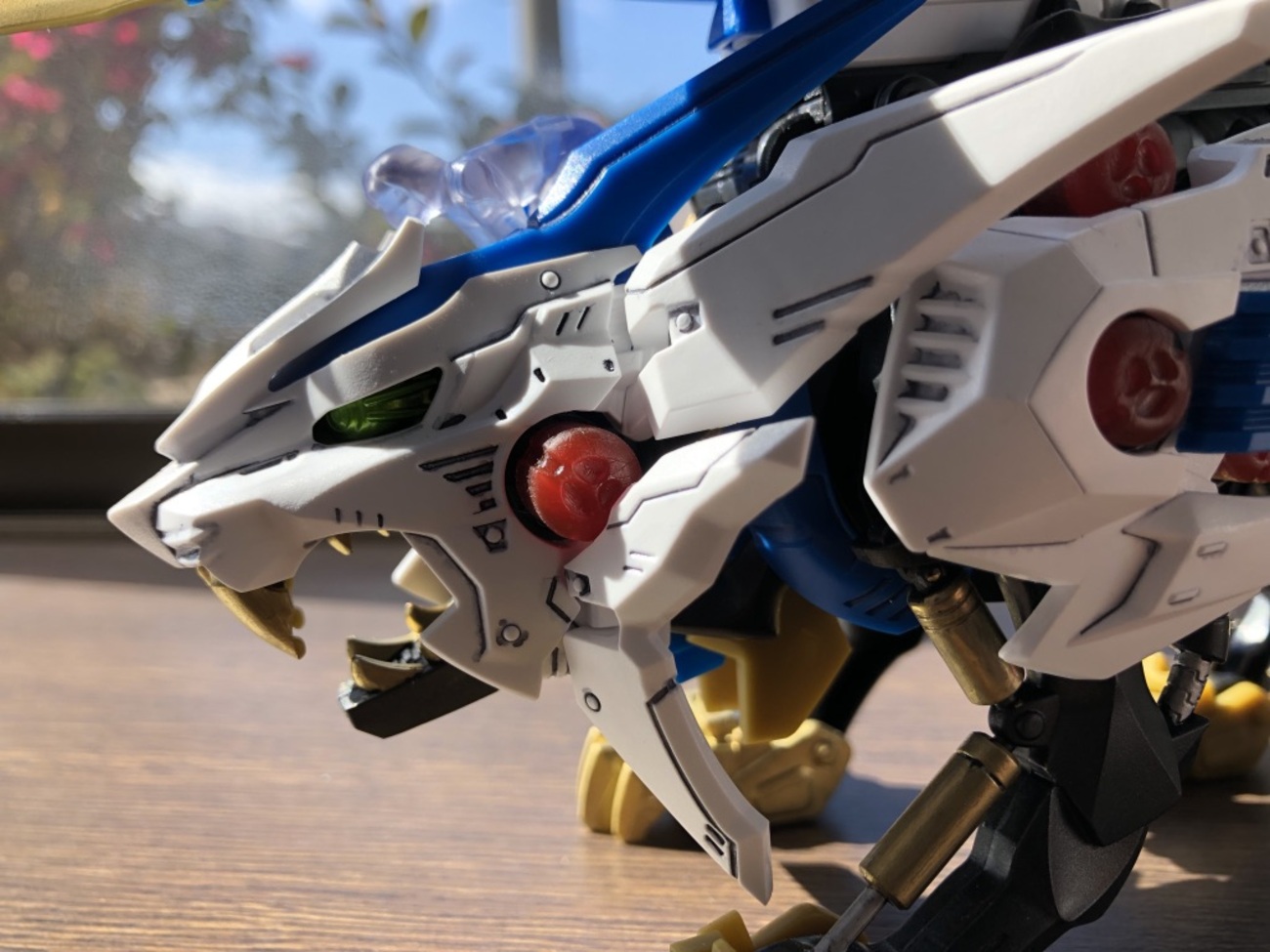 スミ入れ完成！ZW01 ワイルドライガー - 仮面クライマーのレスト日