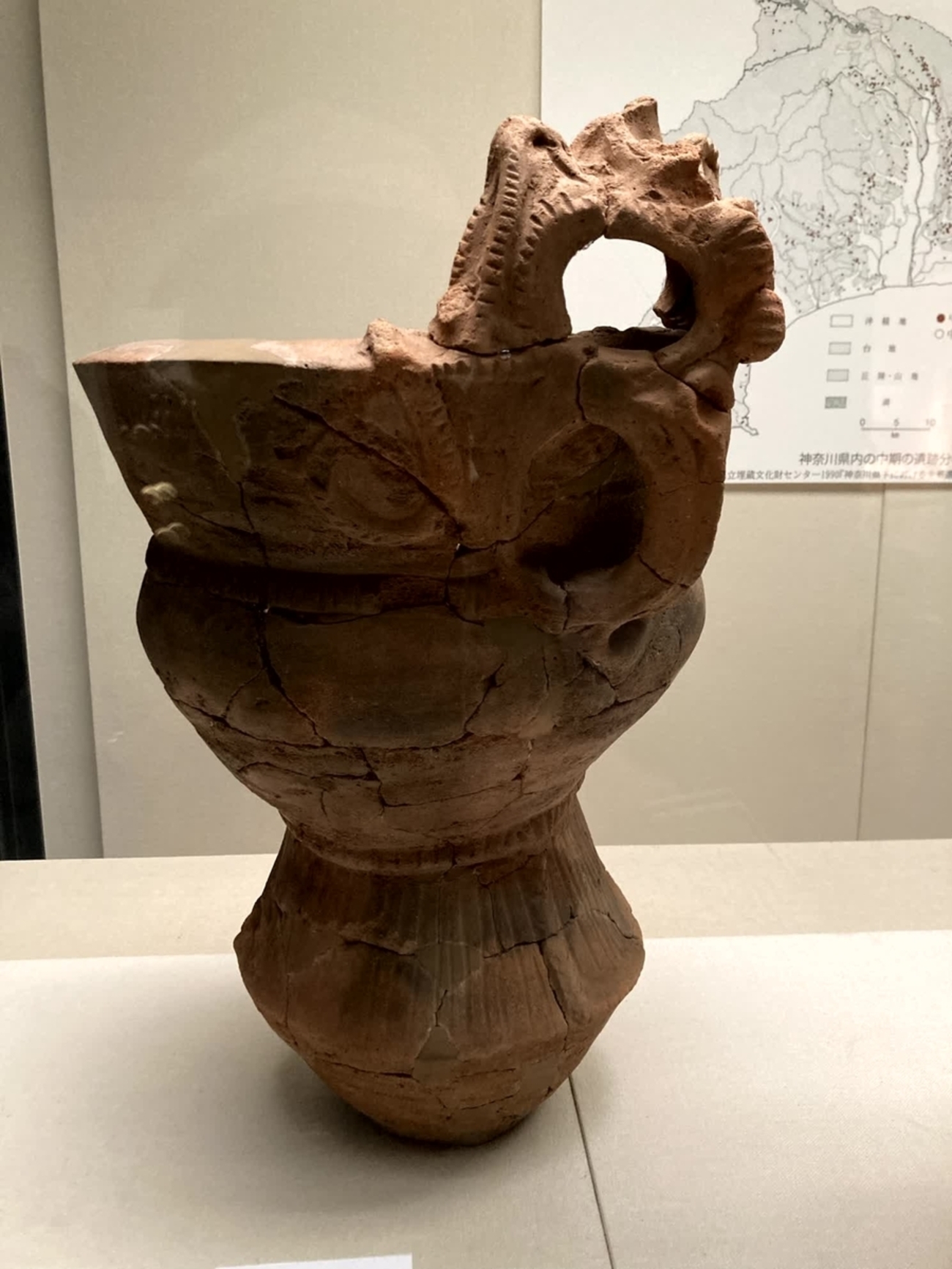 神奈川県立歴史博物館へ「縄文人の環境適応」を観るために出かける