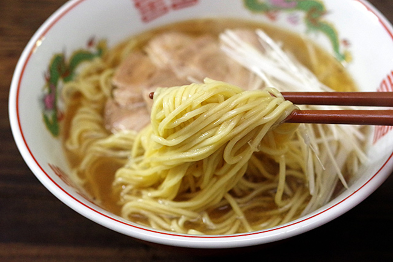 ラーメン発見伝」のラーメンハゲが作る、鮎の煮干し（焼干し）を使った