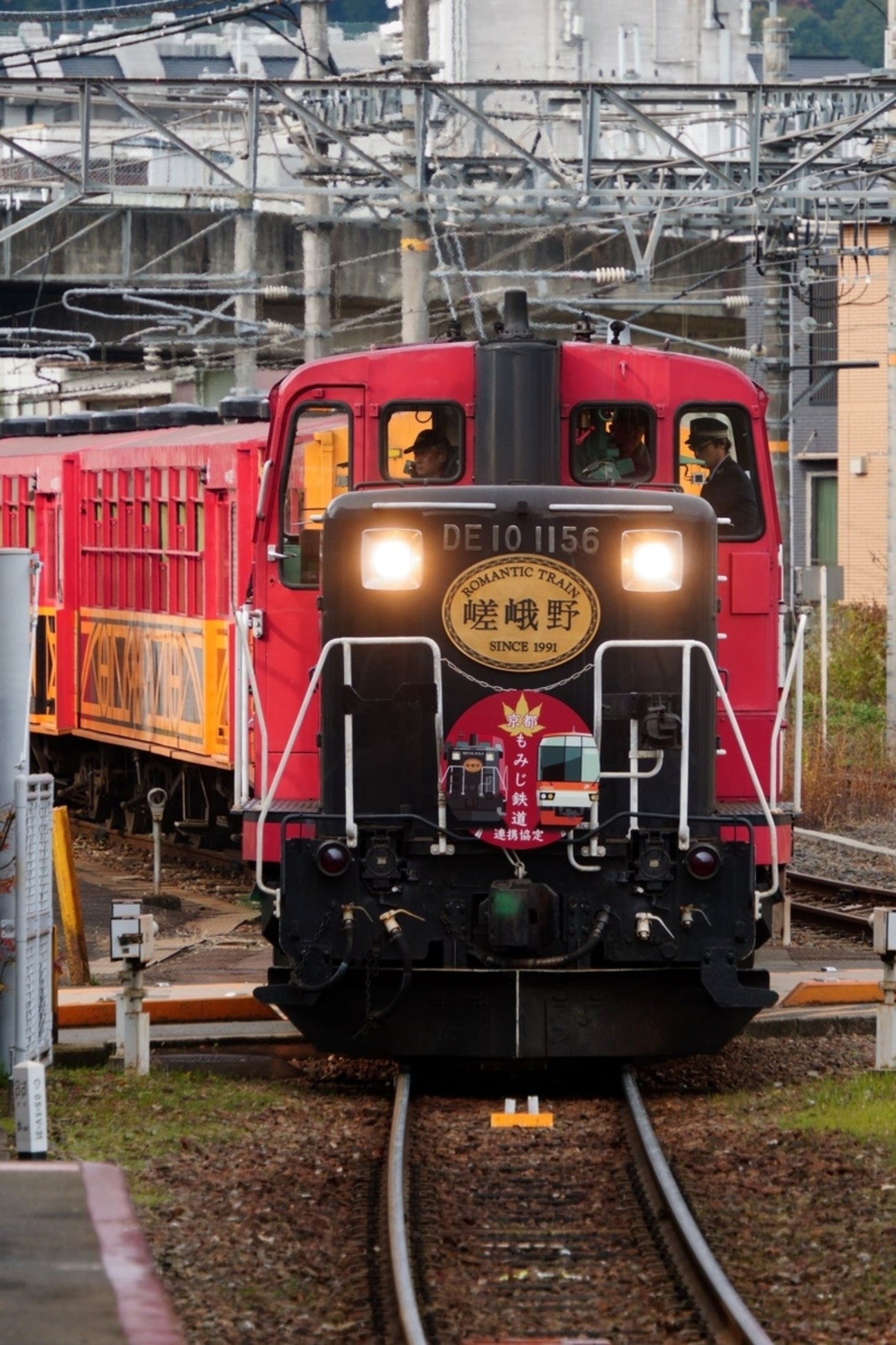 嵯峨野観光鉄道 ⭐️DE10 ディーゼル機関車 京都鉄博、「SLスチーム号」けん引機に嵯峨野観光鉄道DE10が登場！ 26