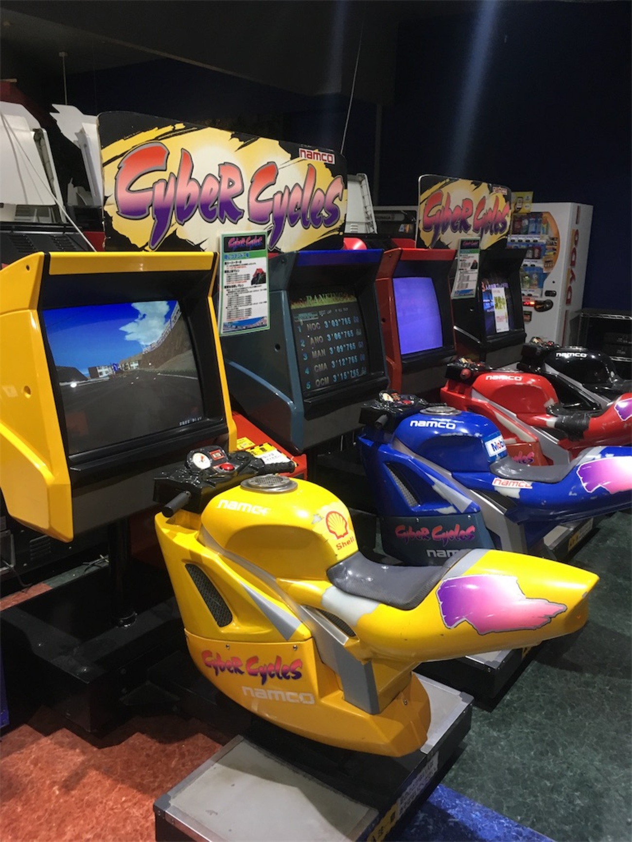 Arcade Cyber 1995年 サイバーサイクルズ。僅かなる破れあり、バイク 