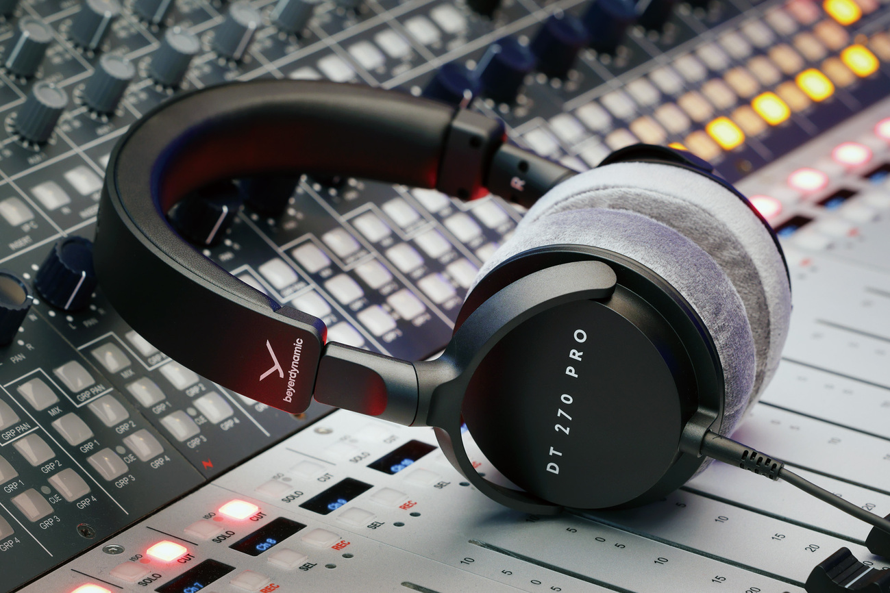 beyerdynamicの音が2万円以下で手に入る！？ 〜DT 270 PROを徹底検証 