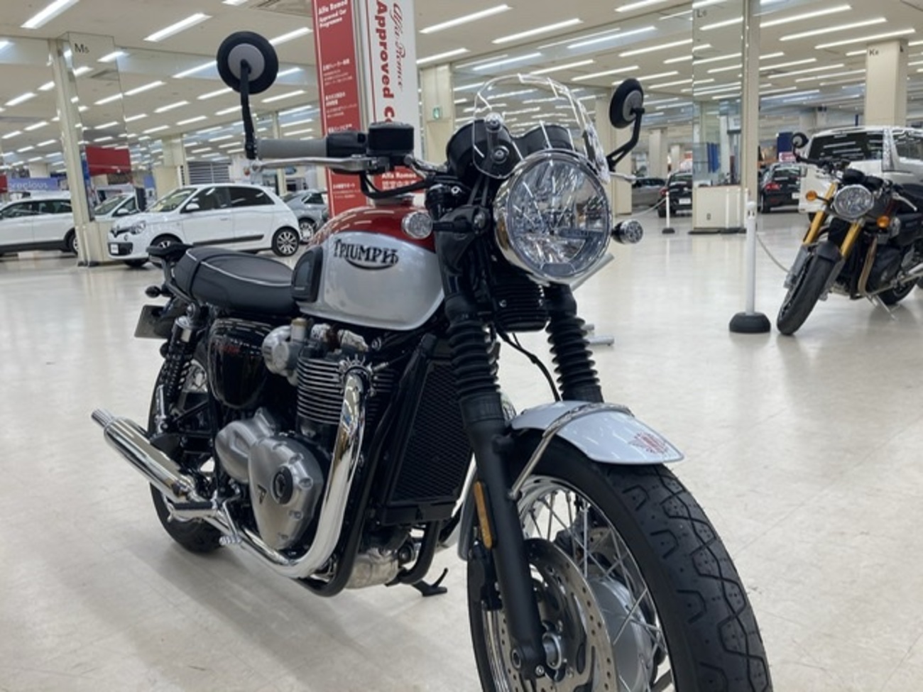 TRIUMPH トライアンフ 車検証カバー キーホルダー アクセサリー
