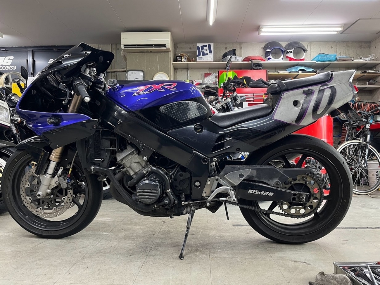 ZXR250 (ケツ上げ) - moto shop TG