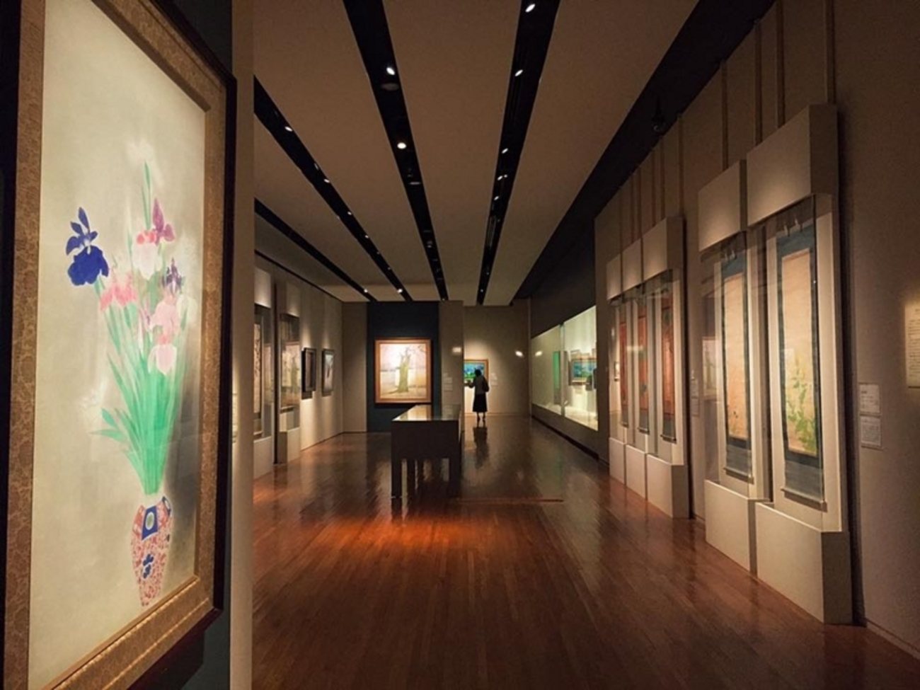 趙昌『林檎花図』工芸画 絵画 趙昌『林檎花図』工芸画 絵画の通販 by 北海道画廊｜ラクマ