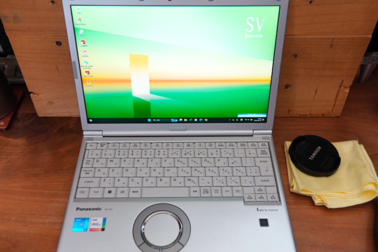 新品SSD2TB レッツノートCF-SV2 ようやくノートPC を新調！Panasonic の「Let's note SV2（CF