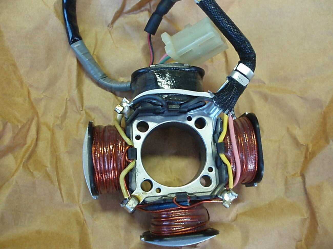 HONDA CT110 ハンターカブ ステータコイル（エキサイタコイル不良 