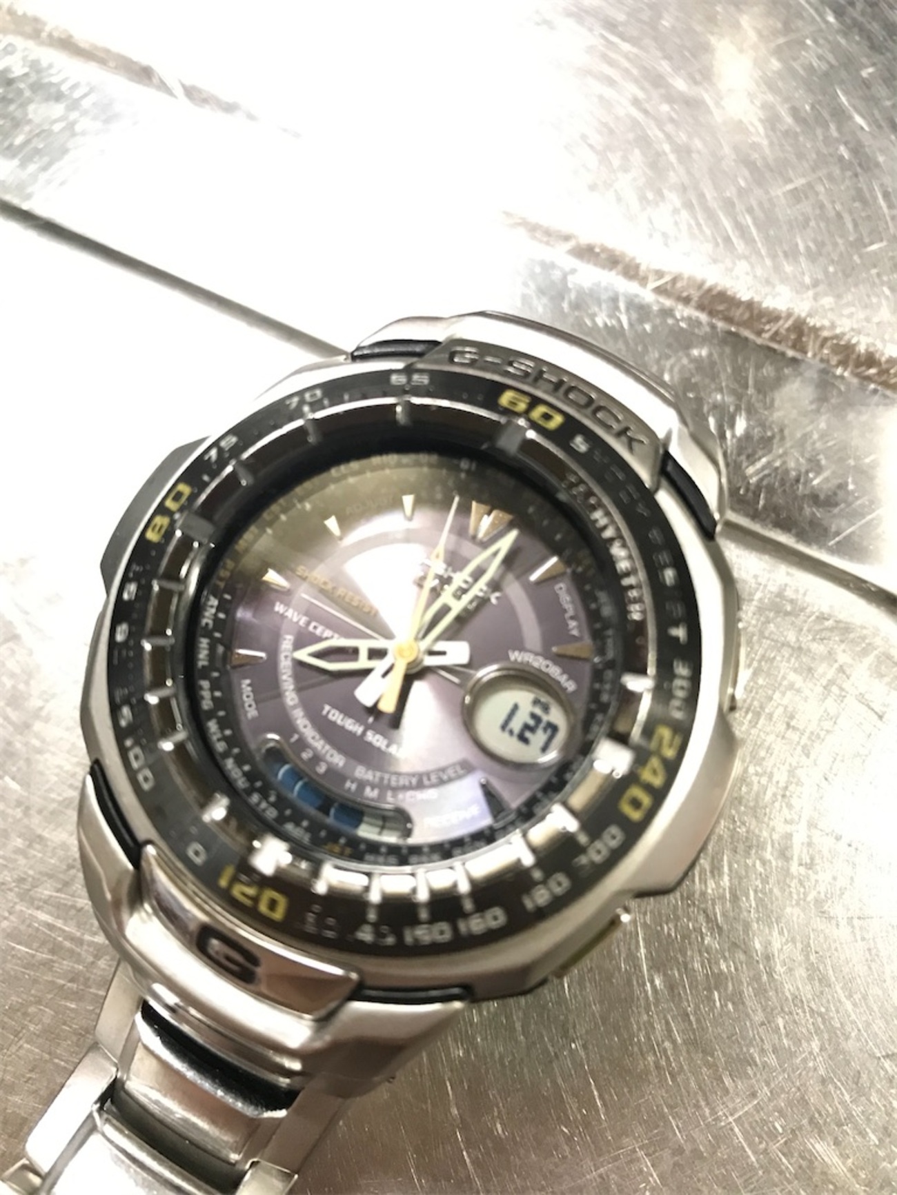 G-SHOCK GW-1610BJ-1AJFの電池交換。 - カメラ屋元公式中の人 アオキの 