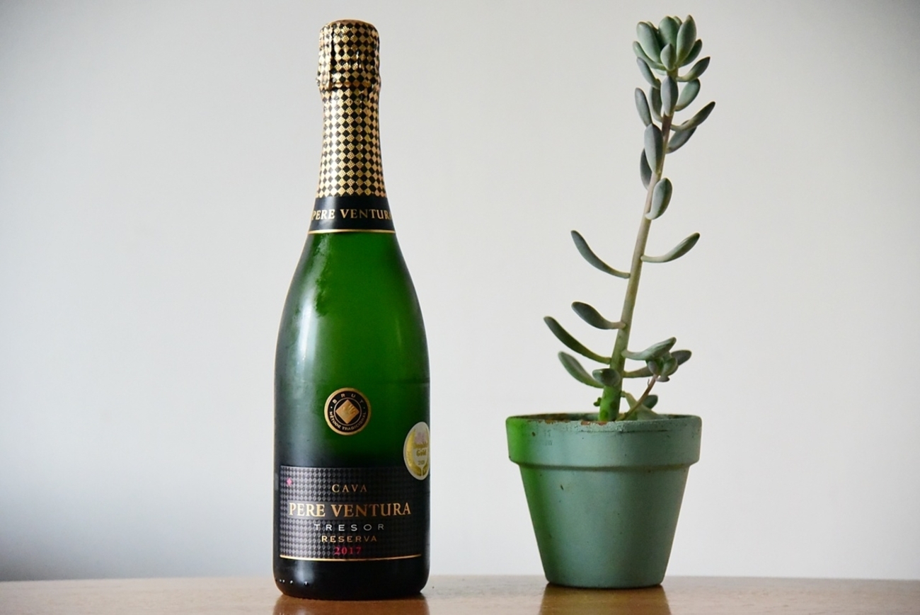 ペレ・ベントゥーラ カバ・トレゾール ブリュット レセルバ。カルディ