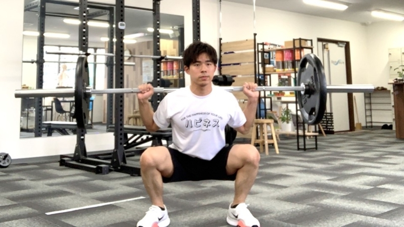 スクワットで膝の痛みが出る理由とは？ニードミナントスクワットを回避
