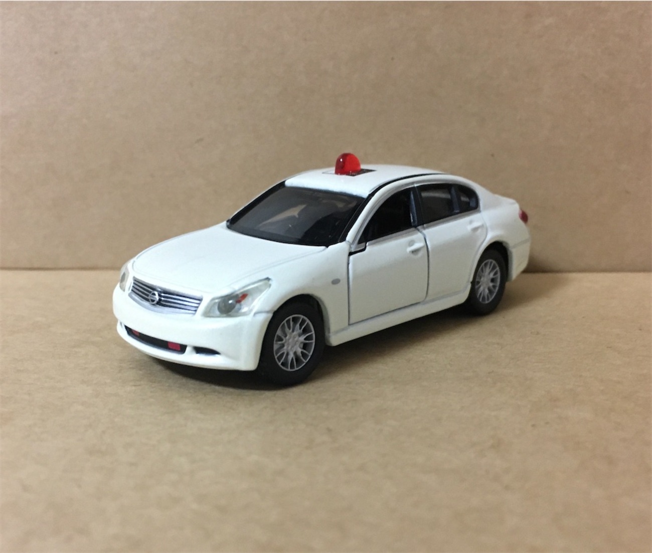トミカリミテッド覆面パトロールカー等5台セットマークX/レガシィ/スカイライン等 トミカ リミテッド トヨタ マークX 覆面パトロールカー タカラトミー