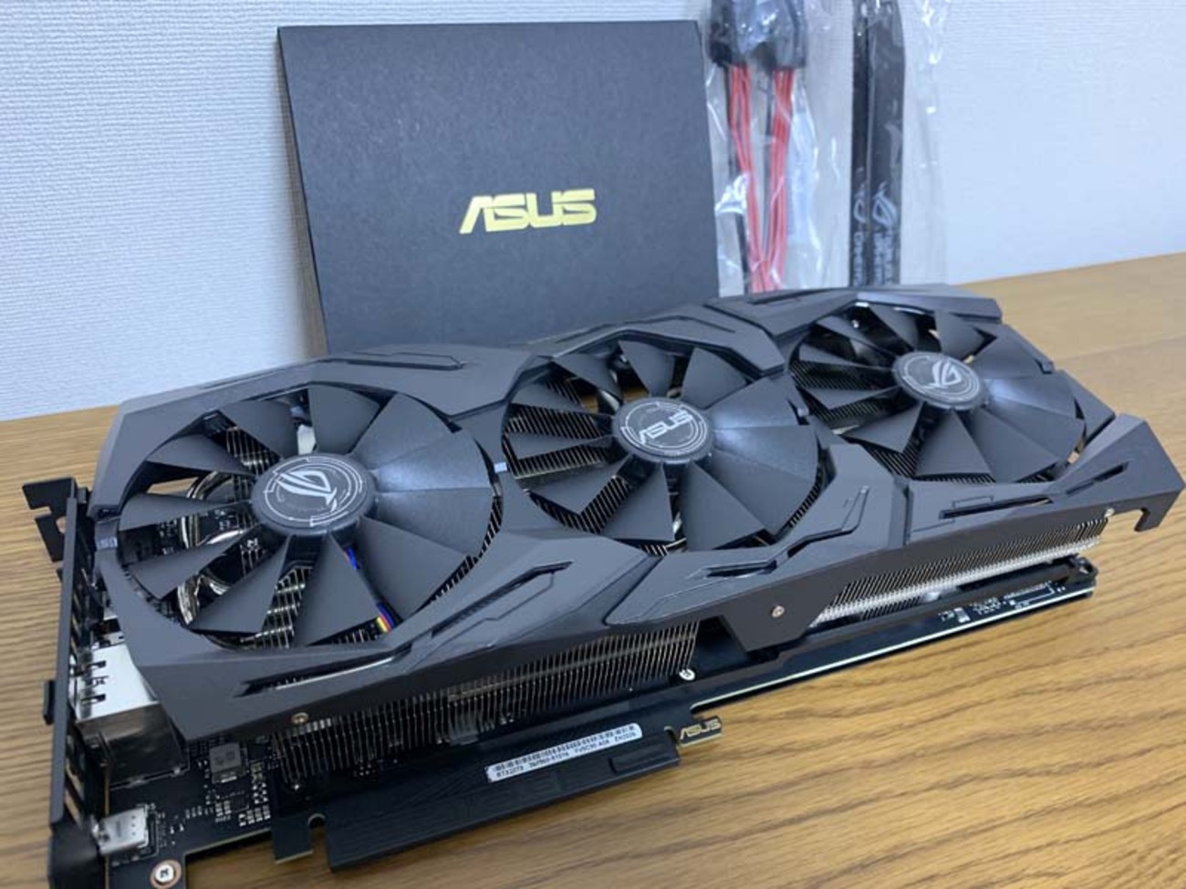 値引きしました】GeForce GTX1080/8GB 珍し グラフィックボード