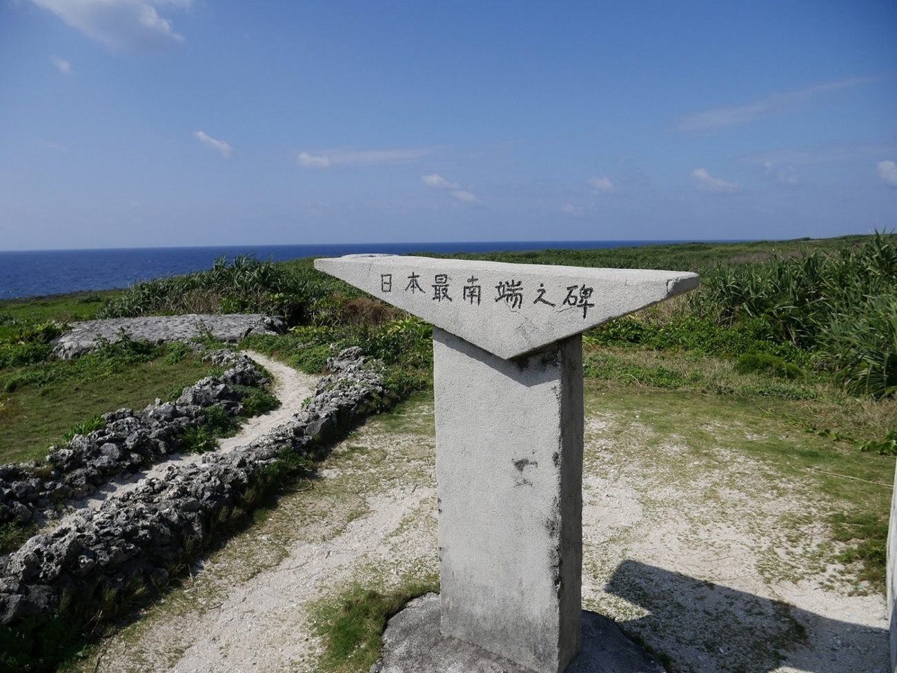 波照間島観光｜日本最南端の島へ。波照間ブルーと悲しい歴史をガイド