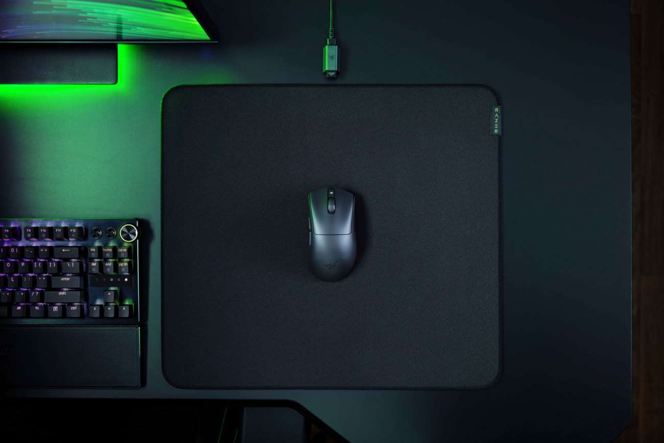 Razer DeathAdder V3 HyperSpeed 新発売 - 軽量エルゴノミックデザイン 