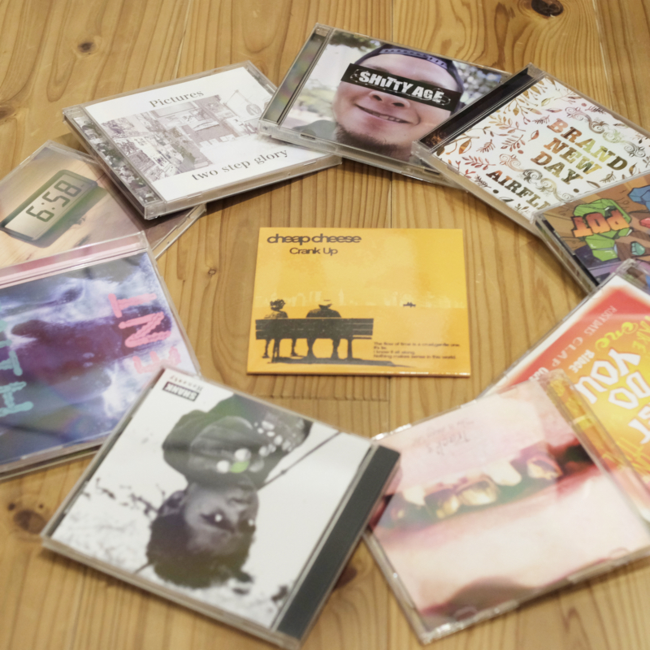 ハイスタなど2000年初期邦楽洋楽メロコアパンクバンドCDまとめ売り約150枚 ハイスタなど2000年初期邦楽洋楽メロコアパンクバンドCDまとめ