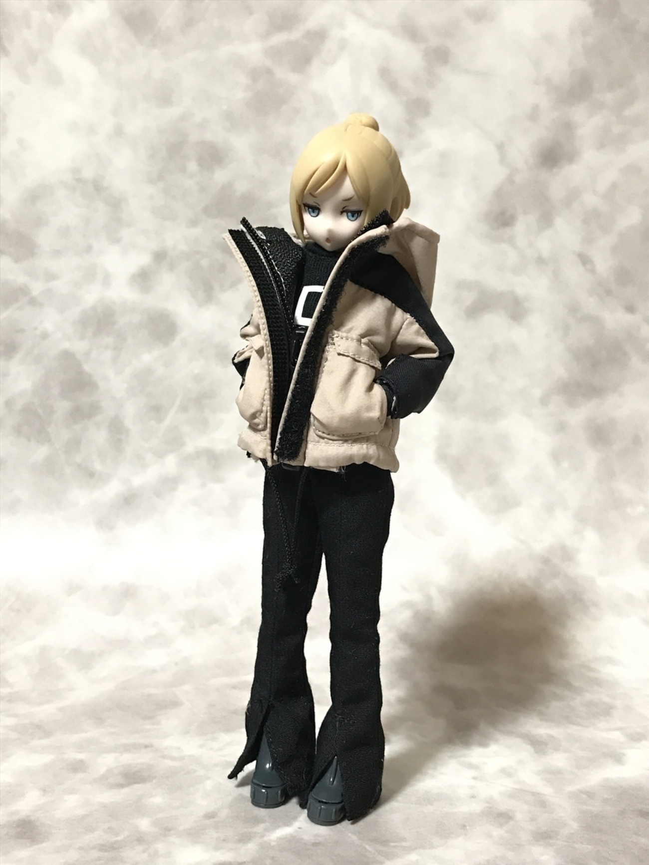 メガミデバイス向け布服新作(またパーカー) - おもちゃが友達