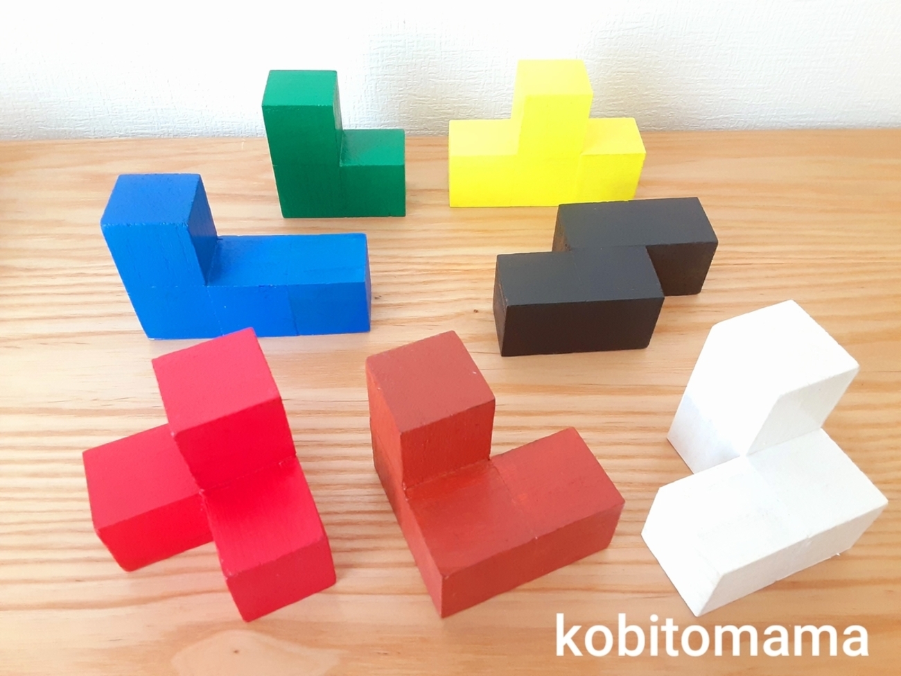 『nmnm』mimiのニキーチン みんなの積木・模様づくり ☆知育玩具□ハンドメイドのニキーチンの「みんなの積み木