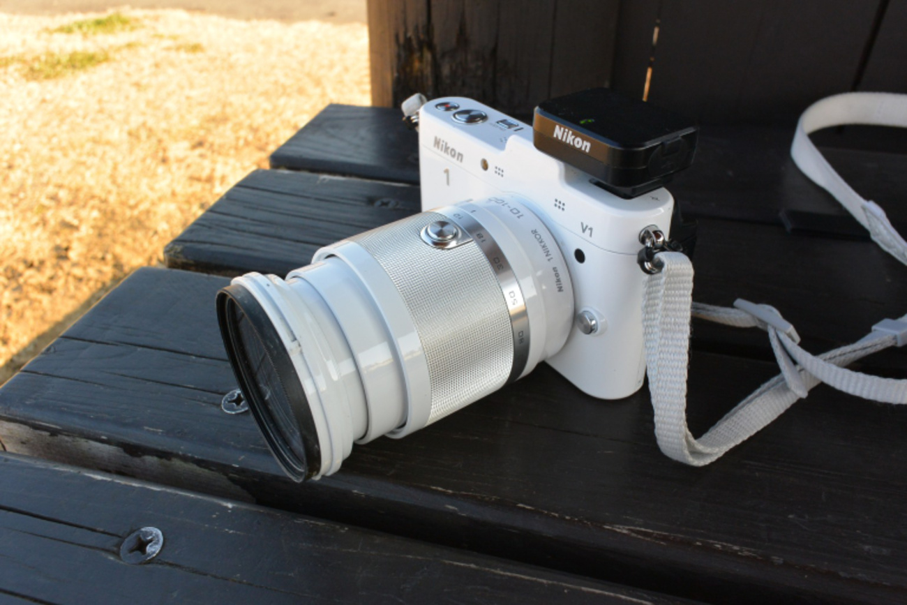 Nikon 1 NIKKOR 10F2.8 ホワイト Nikon 1 NIKKOR 10mm F2.8 [美品 