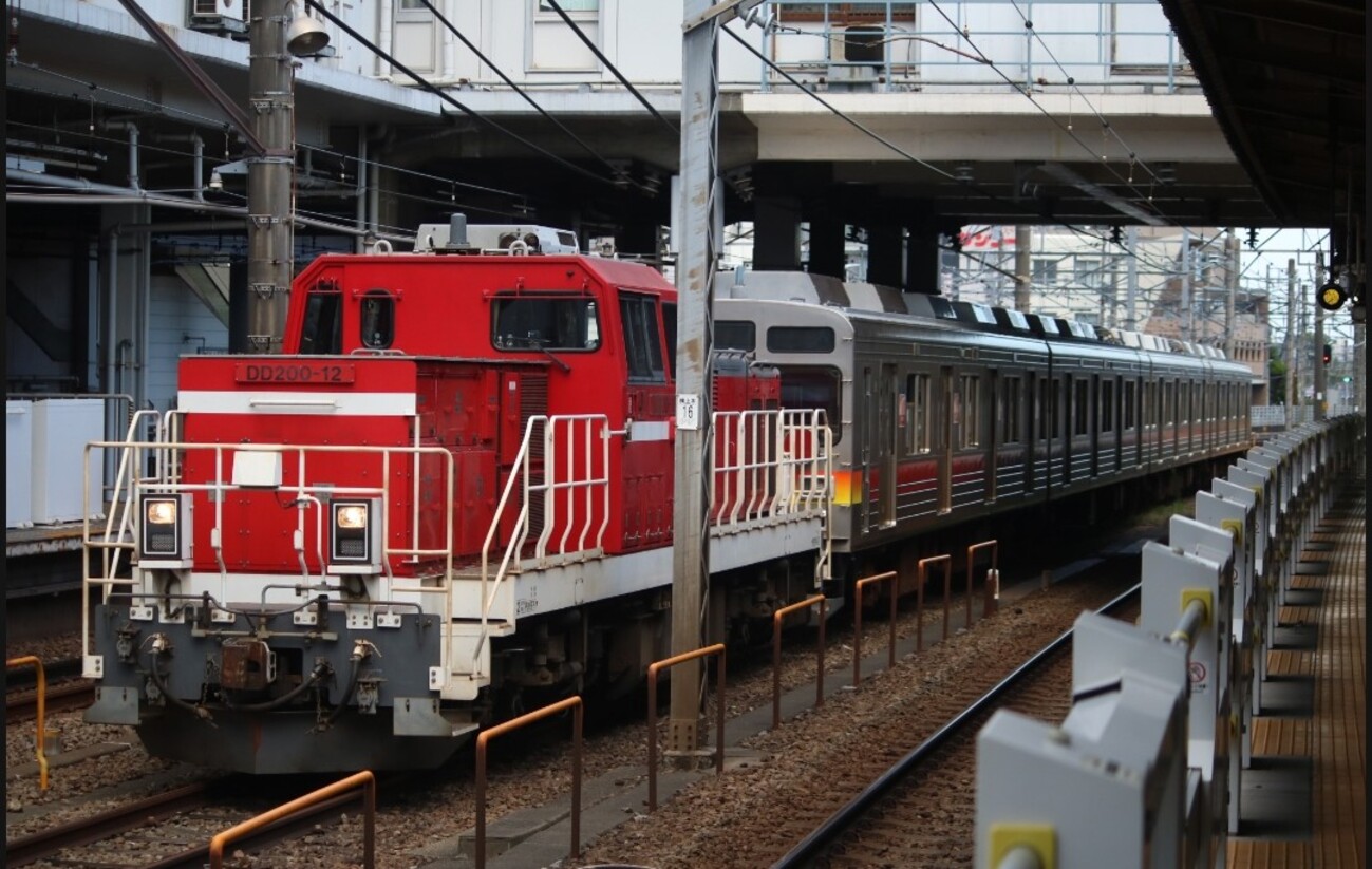 いざ西武鉄道へ！東急9000系 9011F 甲種輸送！未改造のまま譲渡 - て