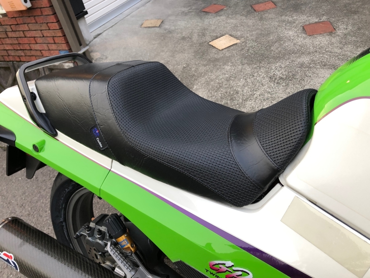 GPZ900R コルビンシート - zx900aのGPZ900RとHAYABUSA日記