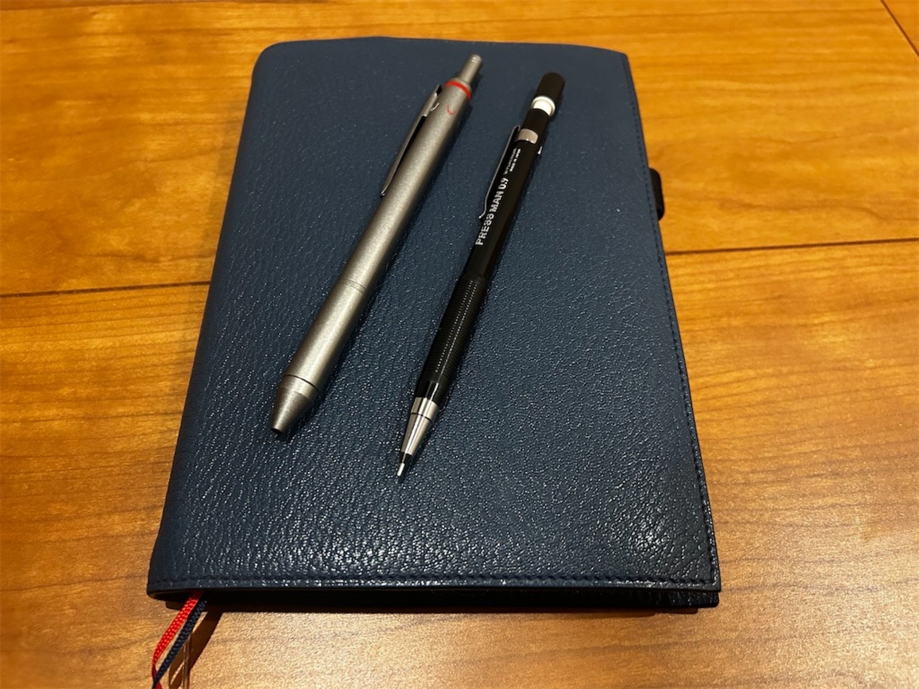 ロットリング マルチペン フォーインワン 1904455 正規輸入品 楽天市場】Rotring ロットリング 4 in 1 フォーインワン マルチペン 1904455 : 世界の筆記具 報画堂 