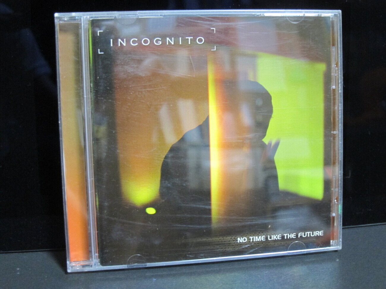 INCOGNITO「NO TIME LIKE THE FUTURE」 - ありのままに生きる