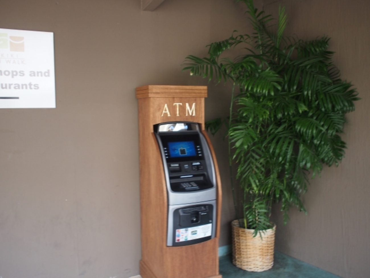 べトナムのATMの使い方 - ベトナム人彼女との生活