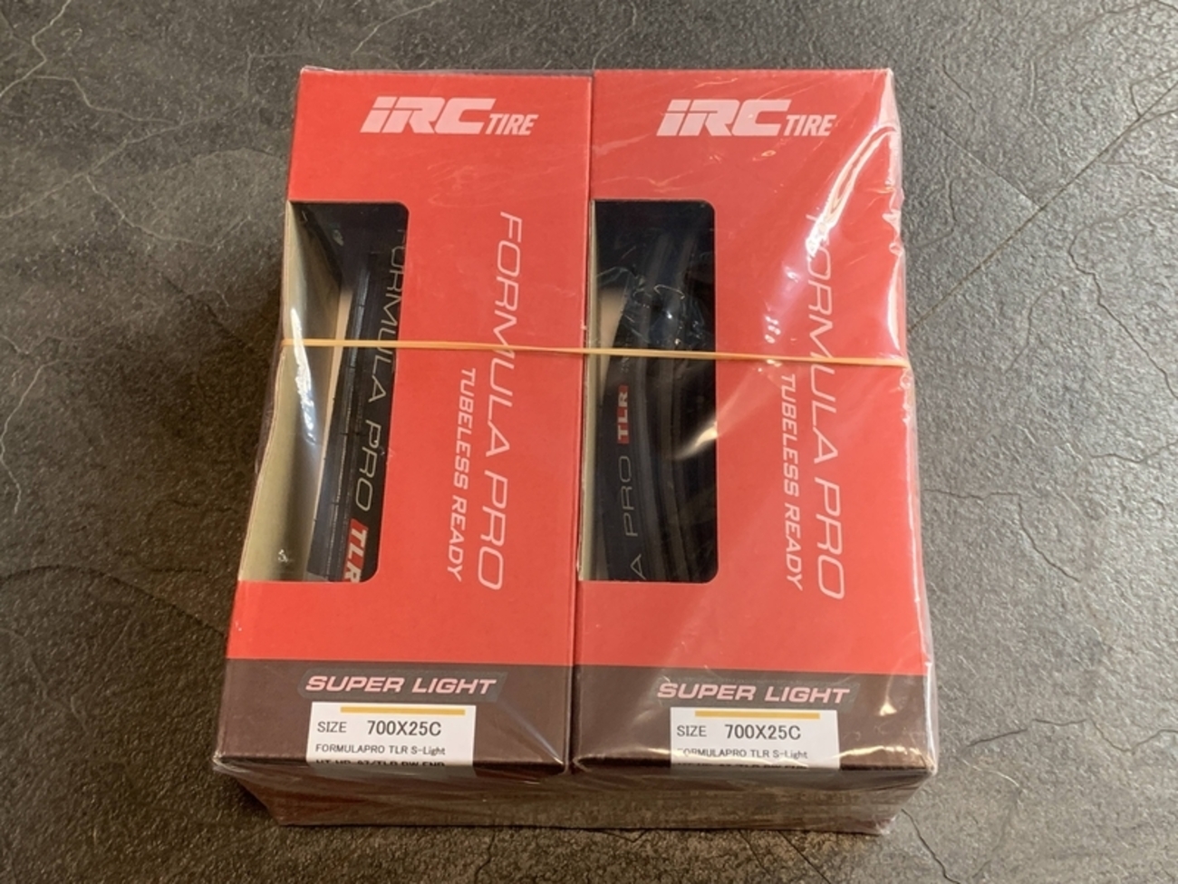 Prime Blackedition 50にチューブレスレディータイヤを装着 - 自転車好 