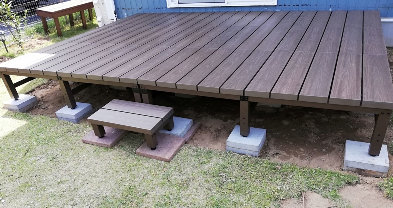 DIY 人工木デッキを作成「カインズ簡単に組み立て出来る人工木デッキ 
