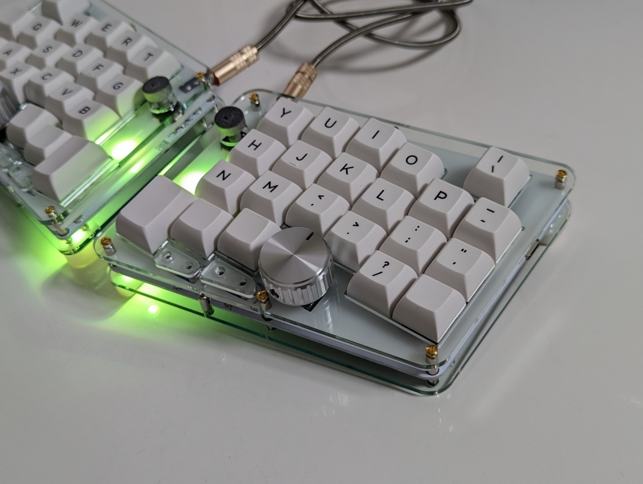 マウスポインタ操作がある程度できるキーボードを設計してみた