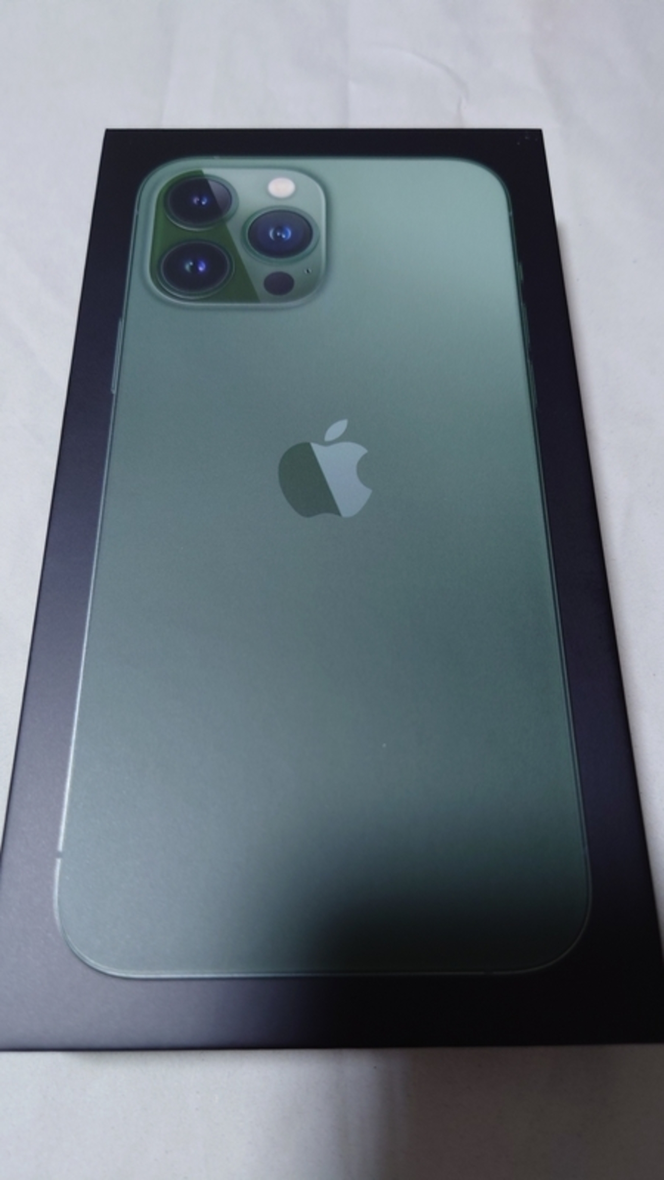 Apple 造っ iPhone 13promax128ゴールド本体届いてすぐに使える!