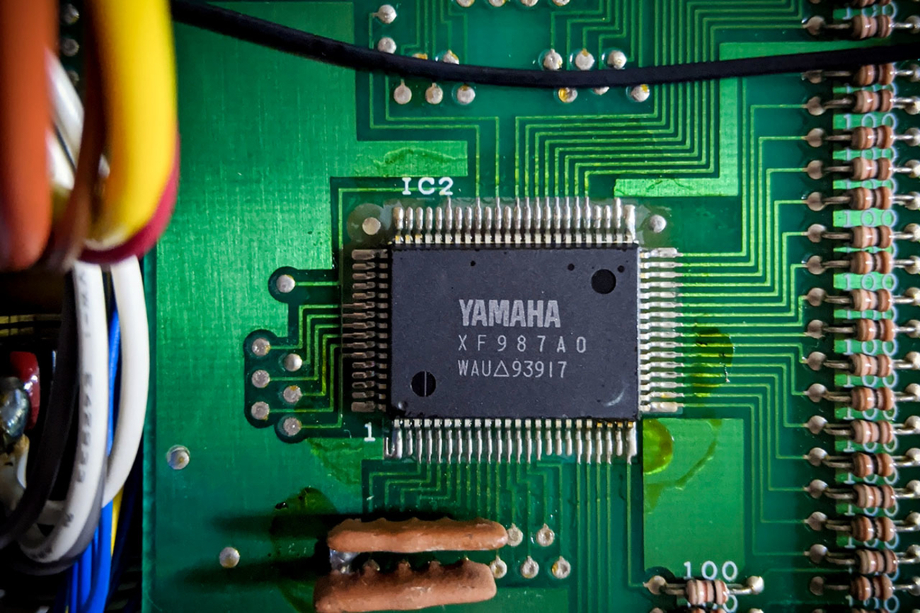 希少 YAMAHA CE25 動作良好 FM音源 名機 ビンテージ 定価22万円 希少 YAMAHA CE25 動作良好 FM音源 名機 ビンテージ 定価22万円