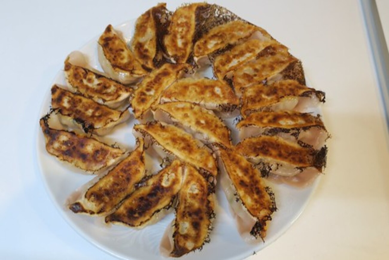 餃子 冷凍）餃子計画 生餃子 50個入り （配達不可） | 福山市で
