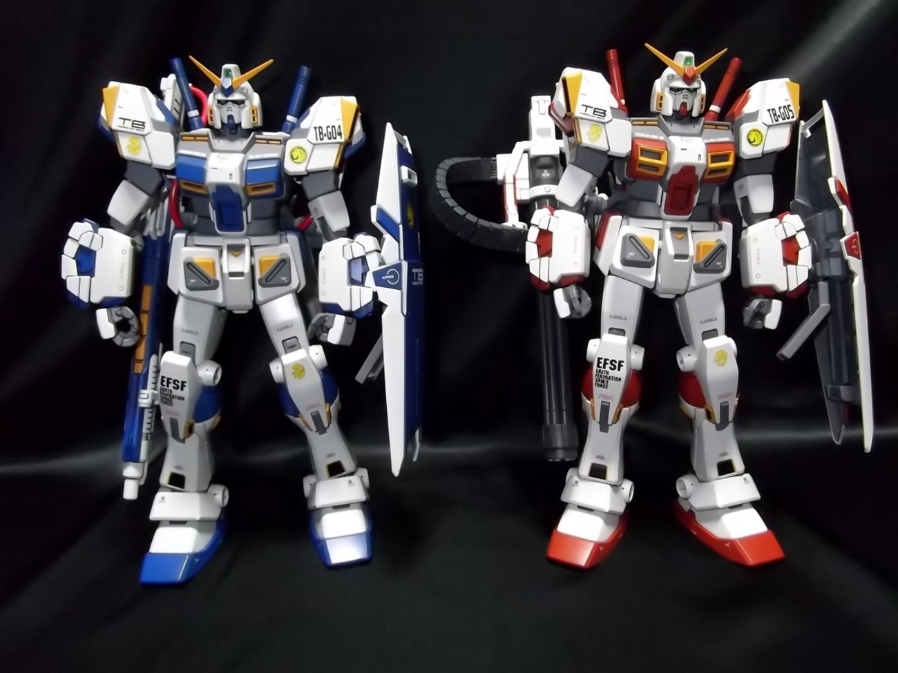 1/100MGガンダム4号機と5号機 - 田舎暮らしとガンプラ