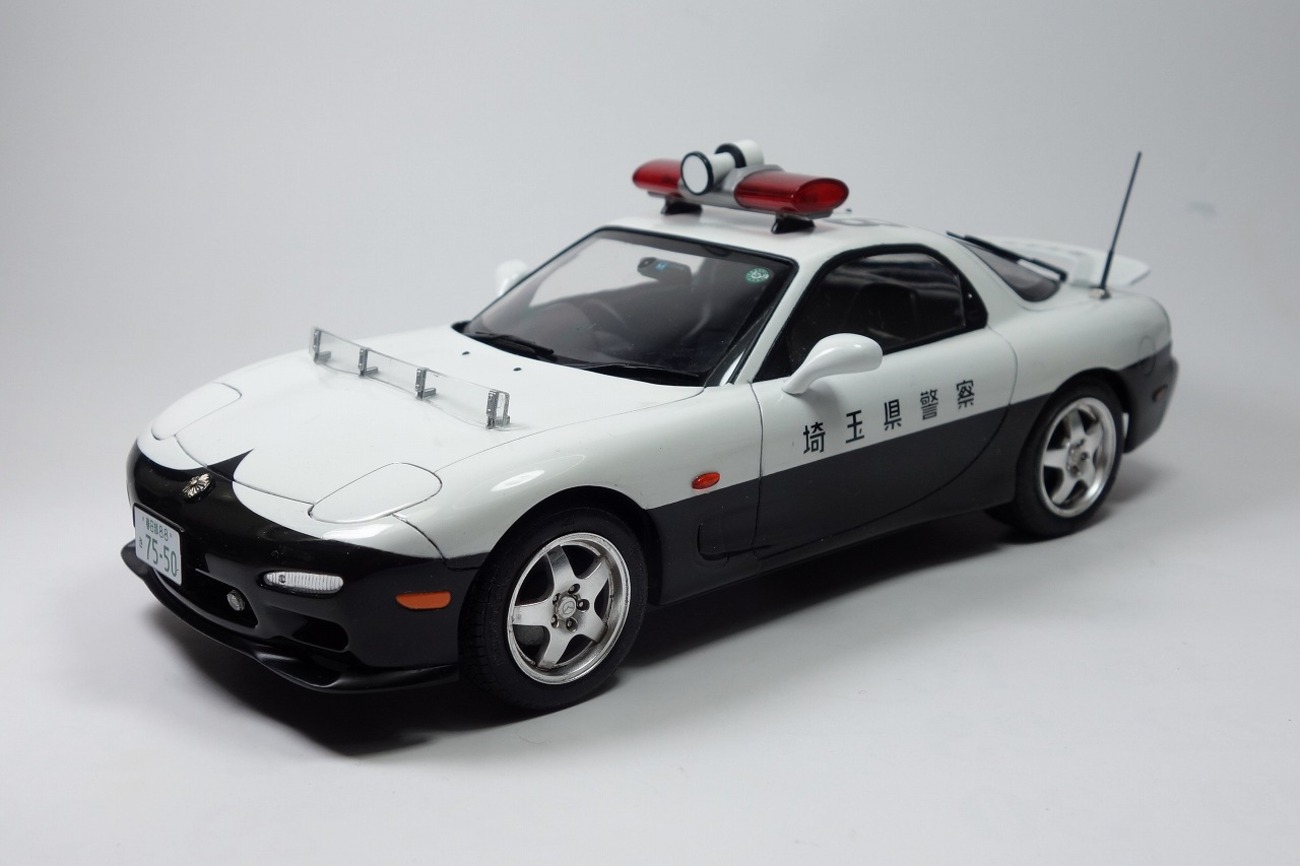 アオシマ  1/24 FD3S RX-7 レーダーパトロールカー '98 アオシマ 1/24 マツダ FD3S RX-7 レーダーパトロールカー '98