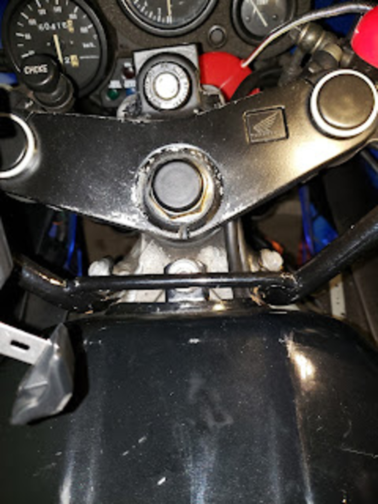CBR250RR(MC22)のカウルステーがおかしい - どんぶらアニマル さんぽ道