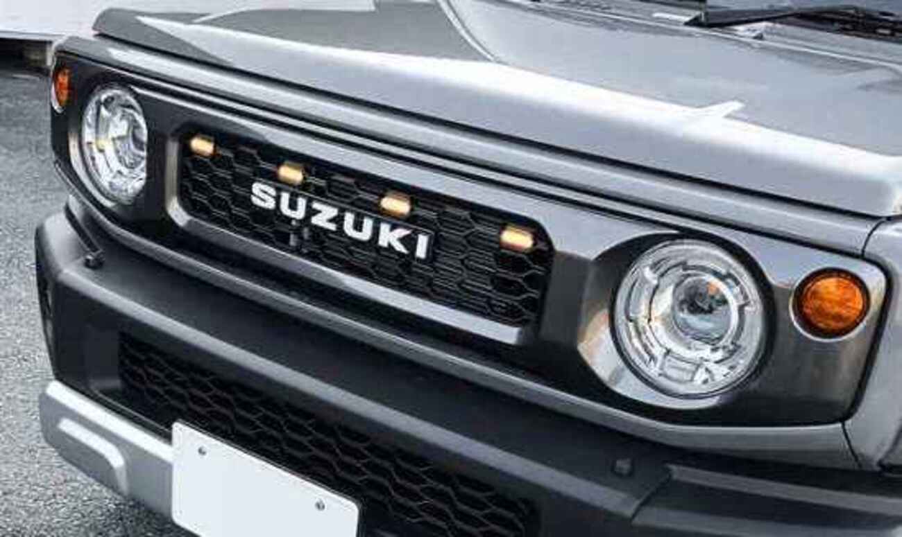 ジムニーフロントグリル社外品　送料込み KAWAII GRILL《フロントグリルforJB64/74 》☆塗装セット