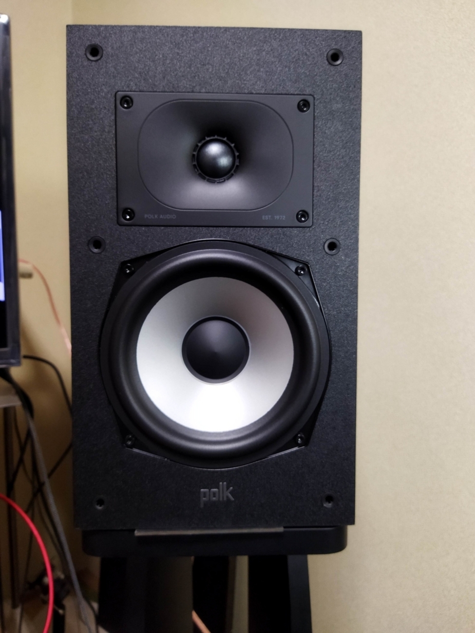 スピーカー polk XT20 ブックシェルフスピーカー ほぼ新品 頼もしく