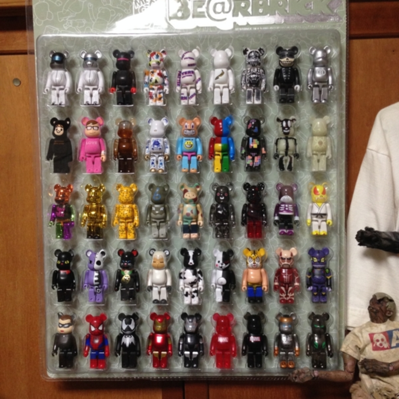 Be@rbrick 100% 押し退け ディスプレイケース ブリスターボード ベア 