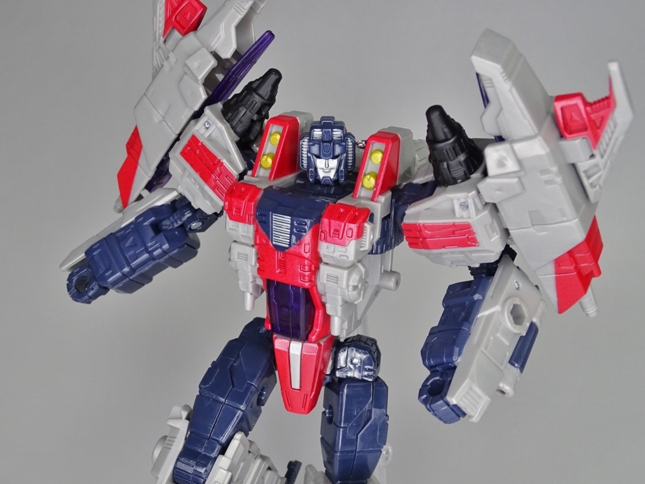 トランスフォーマーレガシーTL-73 航空参謀スタースクリーム 