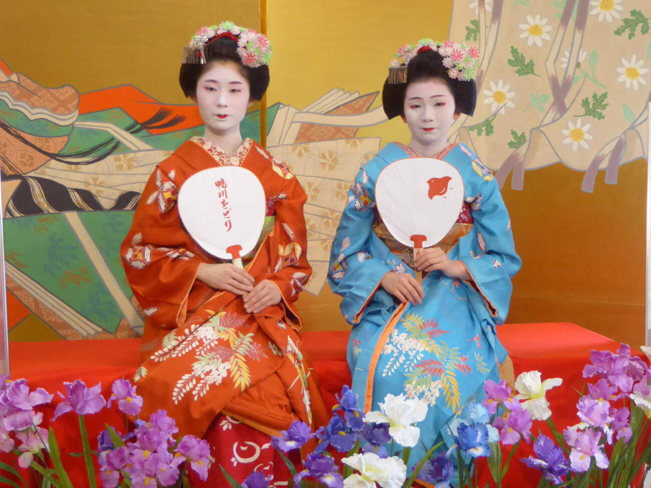 先斗町・鴨川をどり】華やかな衣装で踊る芸舞妓さんに恍惚！お茶席や 