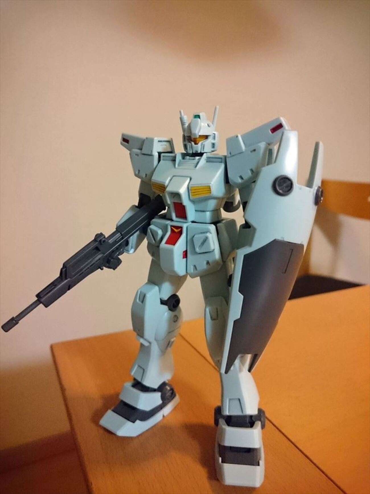 HGUC 120 1/144 RGM-79N ジムカスタム (機動戦士ガンダム0083 STARDUST