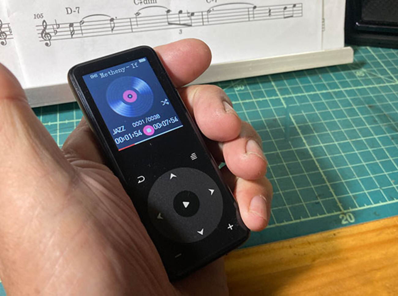 【珍品】フリスク MP3プレイヤー 珍品】フリスク MP3プレイヤー - メルカリ
