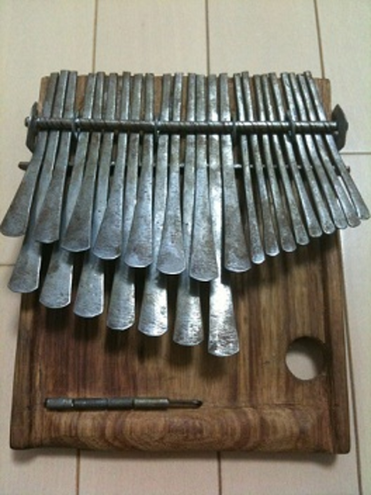 アフリカ ジンバブエ ムビラ No.9 親指ピアノ 民族楽器 mbira アフリカ 
