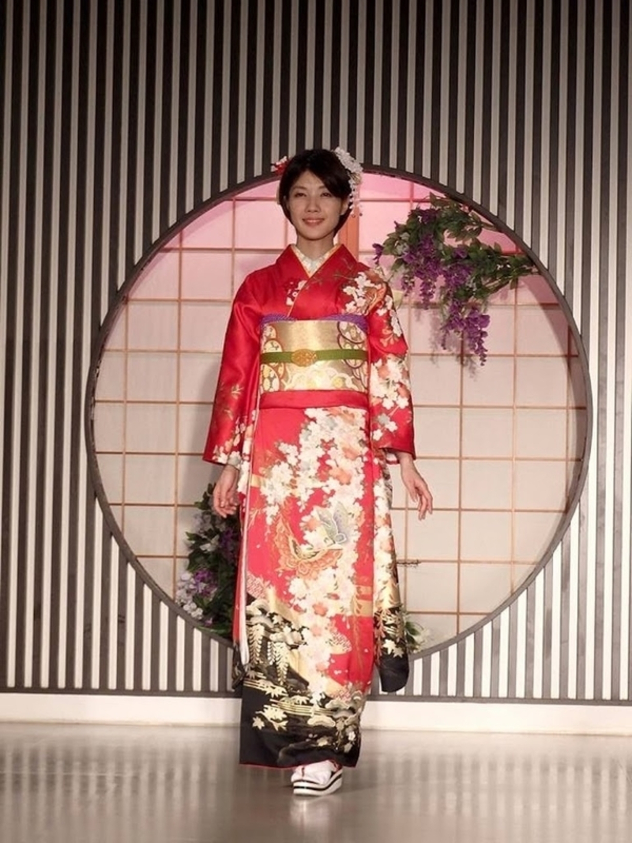 成人式の振袖レンタルは15万円から30万円くらい、高い理由と業者が 