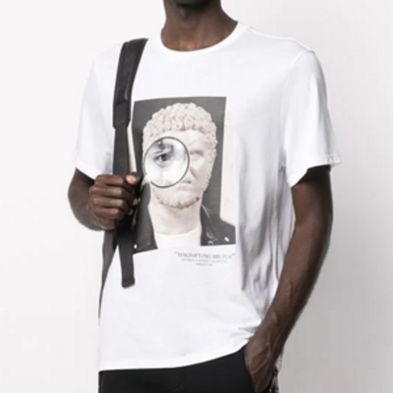 ぐるナイ」平野紫耀 衣装 | ゴチで着用のTシャツ・スニーカー・私物の